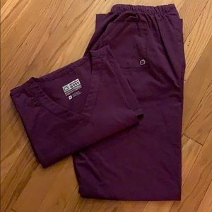 Eggplant scrub set (M)